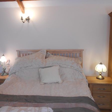 Bed and Breakfast Lletygwilym, Heol Dwr Kidwelly Exterior foto